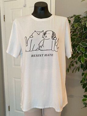 Threads 4 Thought "Resist Hate"  White Short Sleeve T-shirt - L